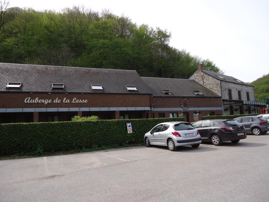 Auberge De La Lesse Celles  Exterior photo